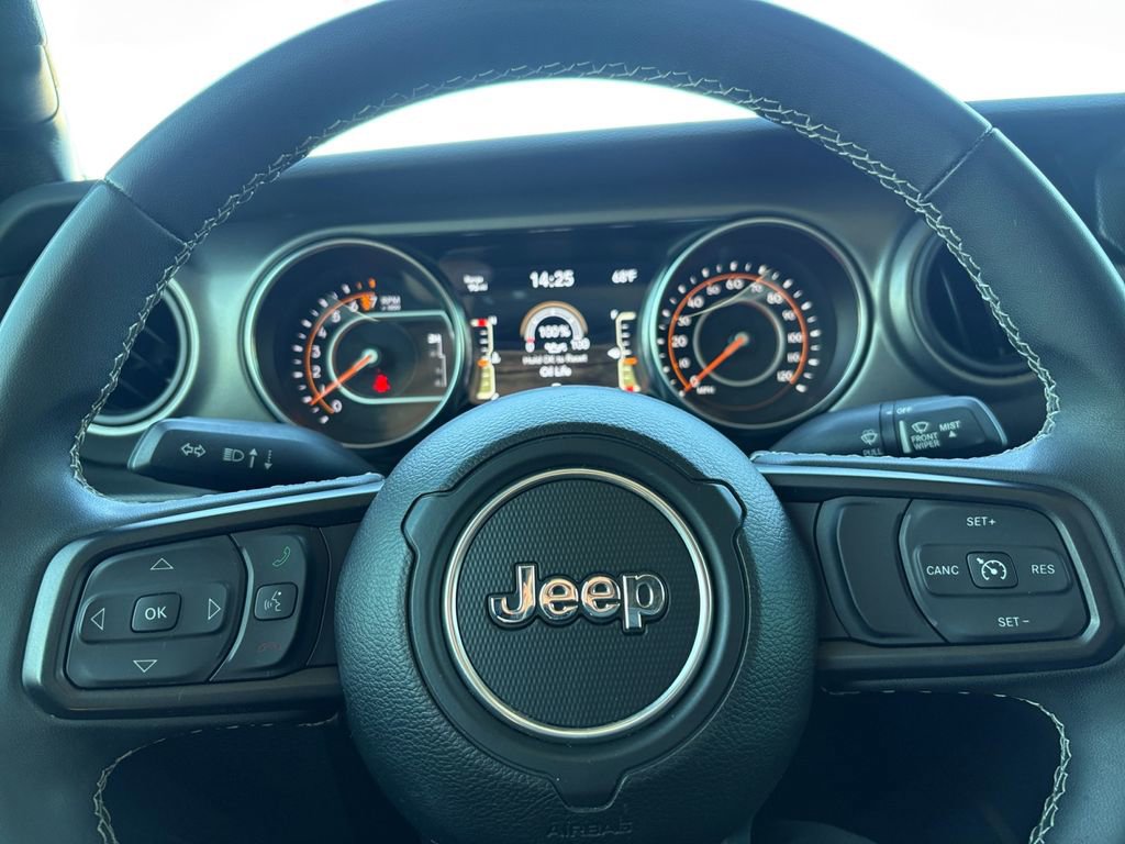 Used 2023 Jeep Gladiator Sport S image 25
