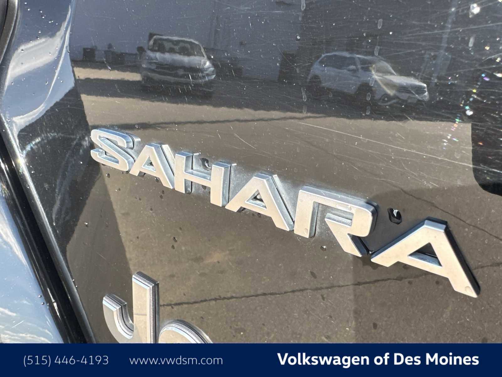 Used 2018 Jeep Wrangler Unlimited Sahara AWD/4WD image 7