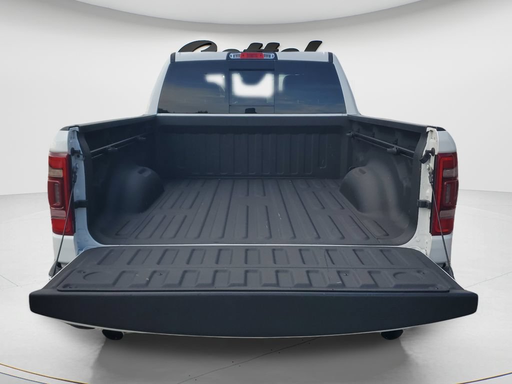 Used 2023 RAM 1500 Laramie AWD/4WD image 9