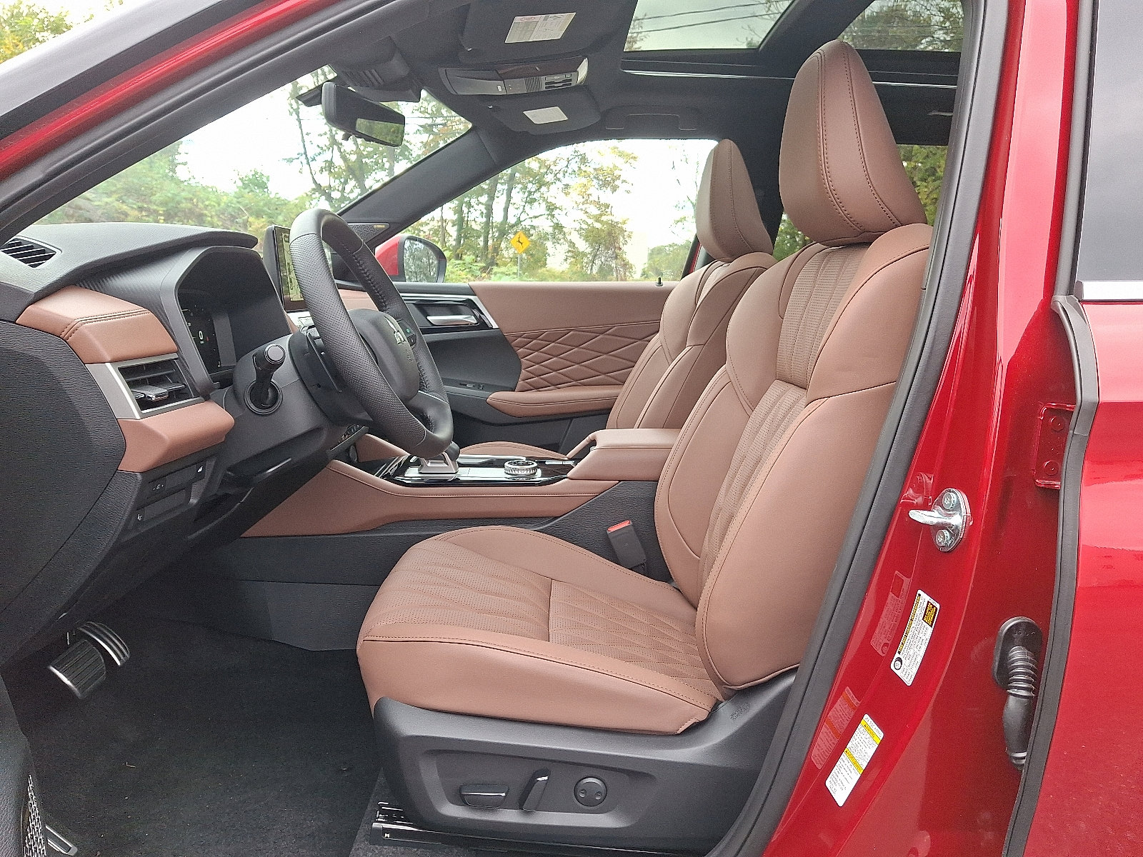 New 2025 Mitsubishi Outlander SEL image 11