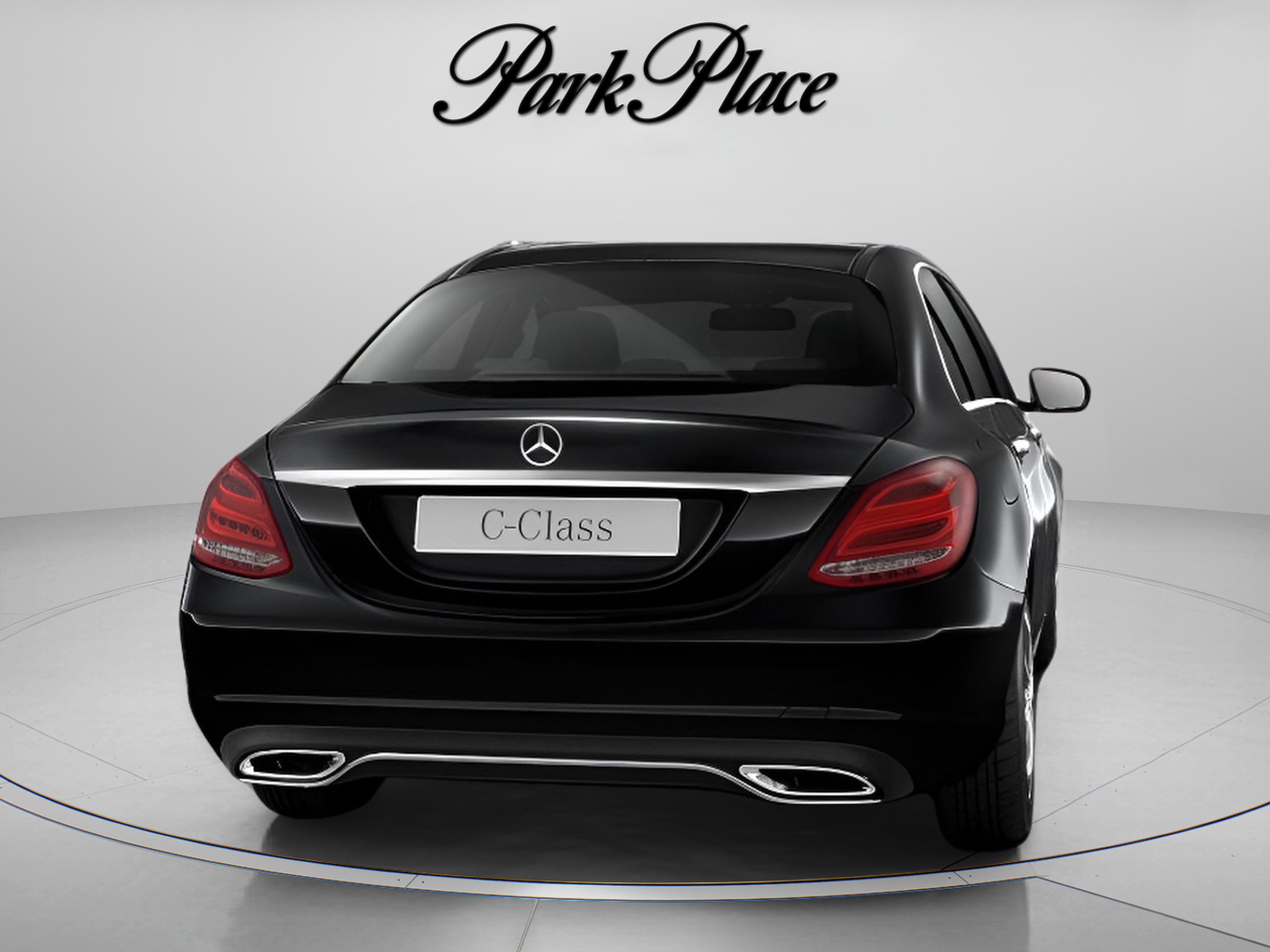 Used 2017 Mercedes-Benz C 300 Sedan image 16