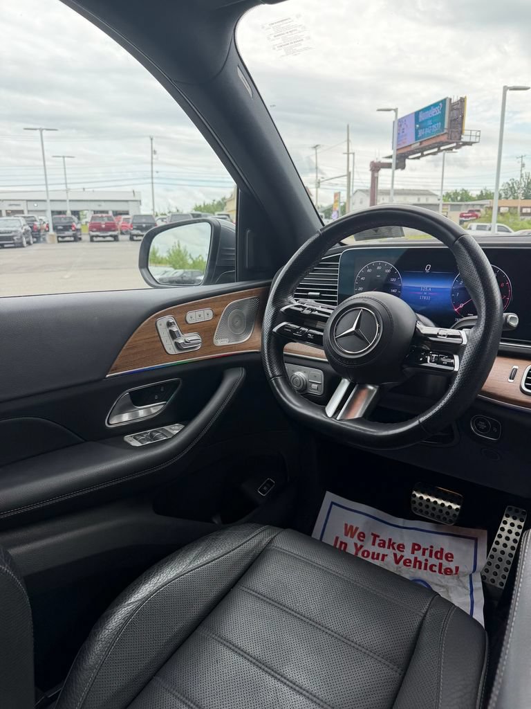 Used 2024 Mercedes-Benz GLS 450 4MATIC image 14