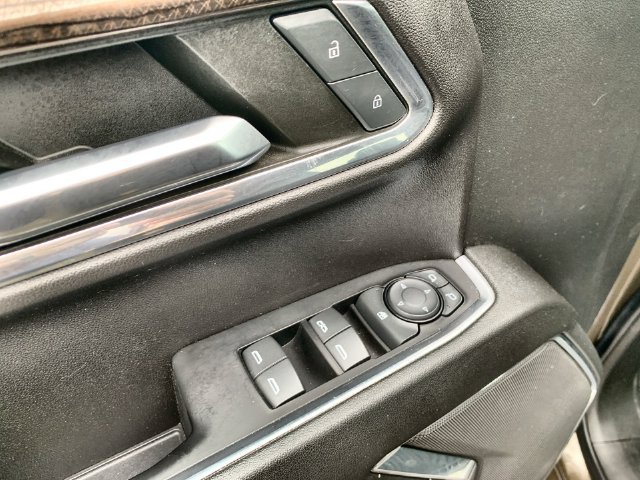 Used 2023 Chevrolet Silverado 1500 LT AWD/4WD image 22