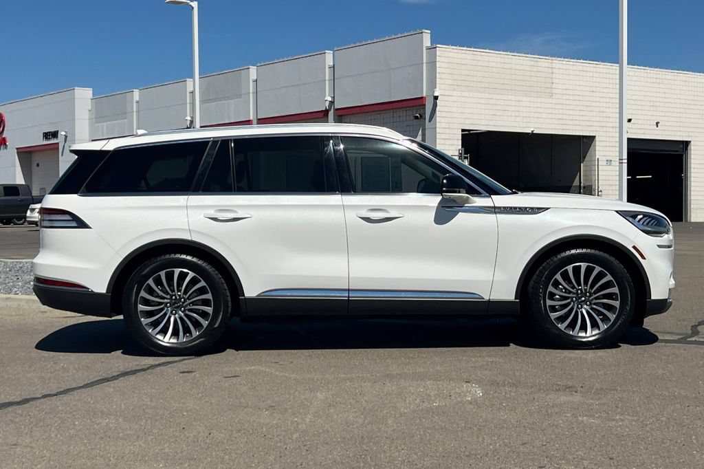 Used 2020 Lincoln Aviator Reserve RWD image 3