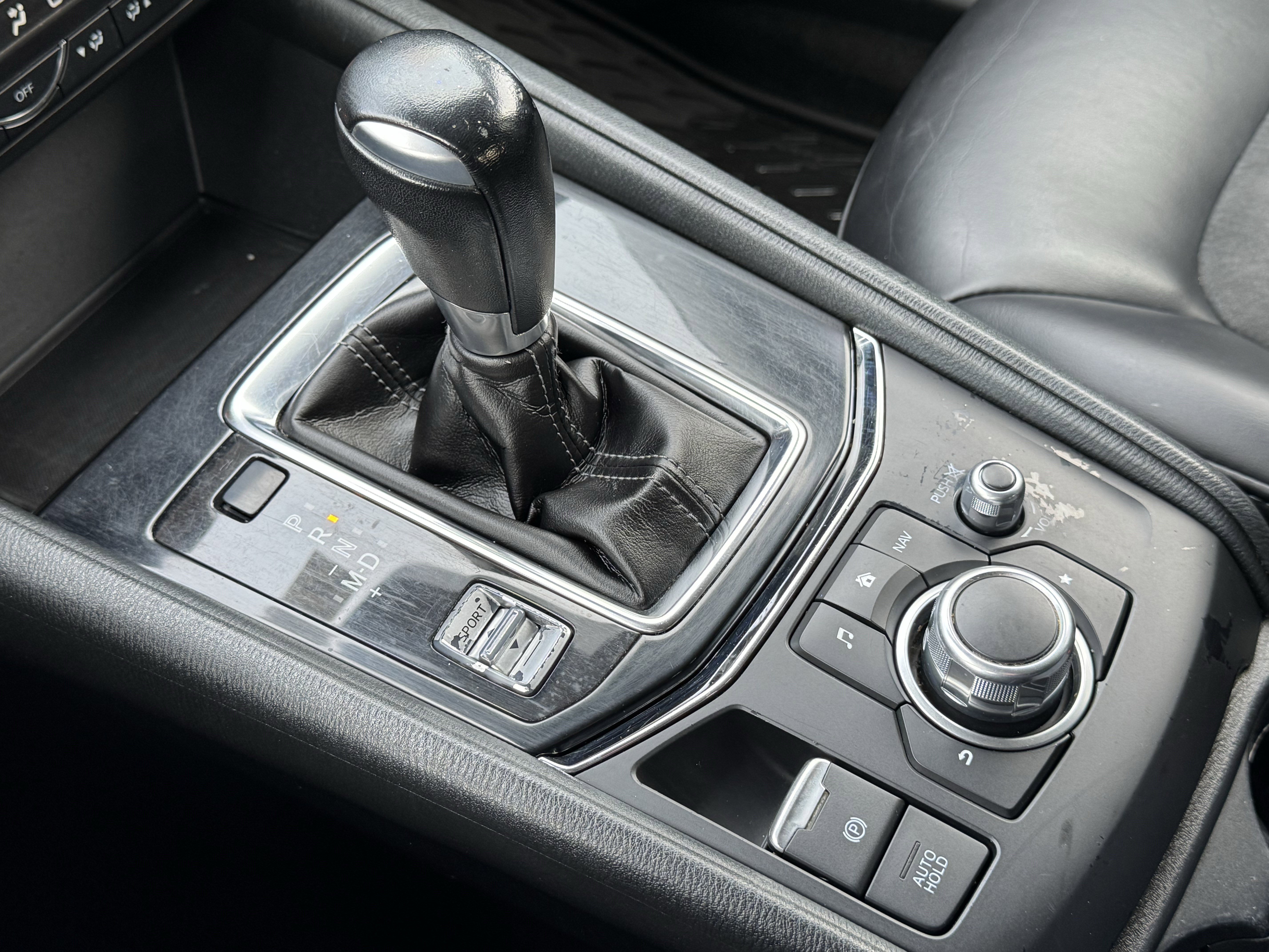 Used 2018 MAZDA CX-5 Touring w/ Preferred Equipment Package image 31