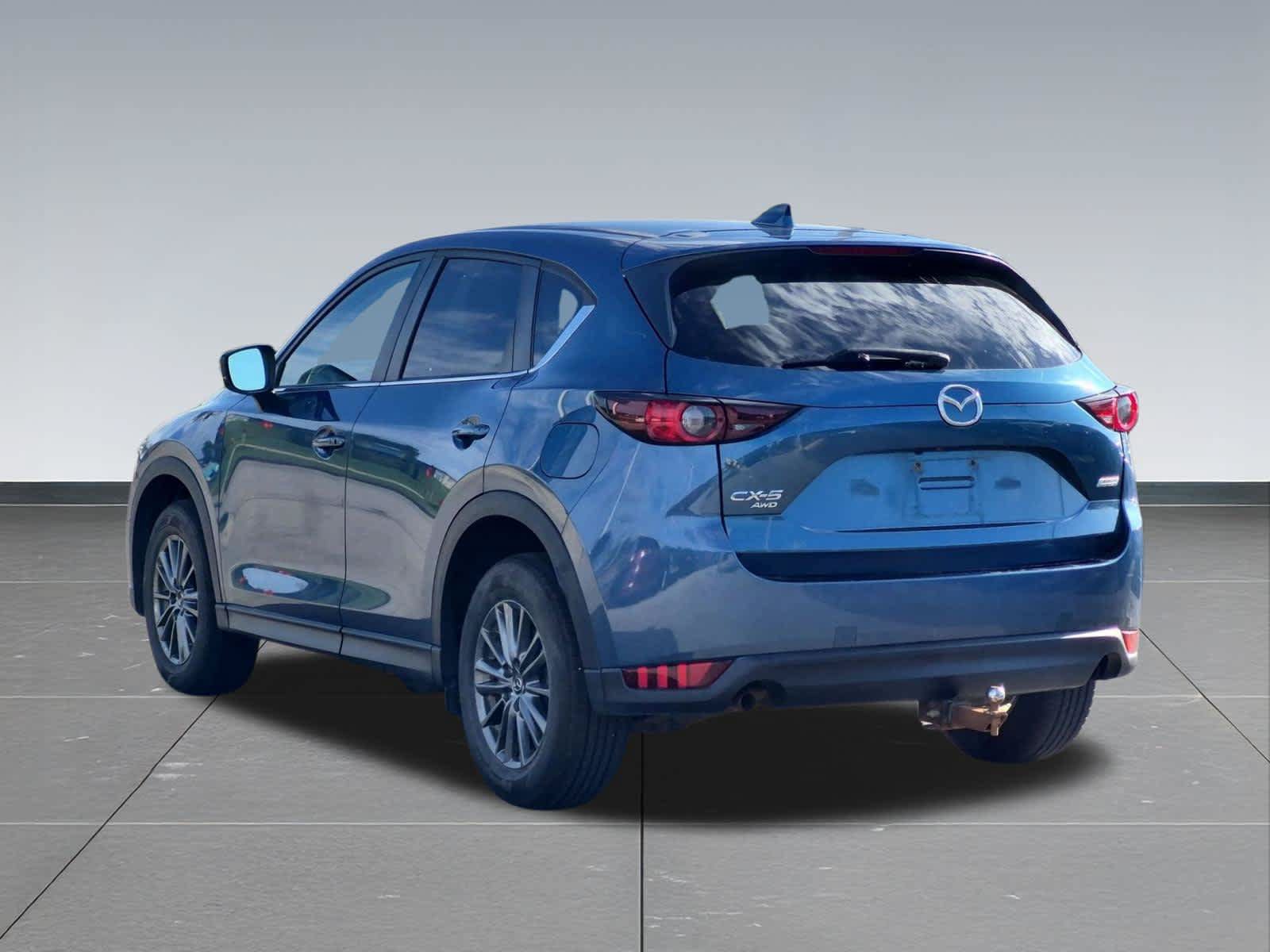 Used 2017 MAZDA CX-5 Touring w/ Preferred Equipment Package AWD/4WD image 4