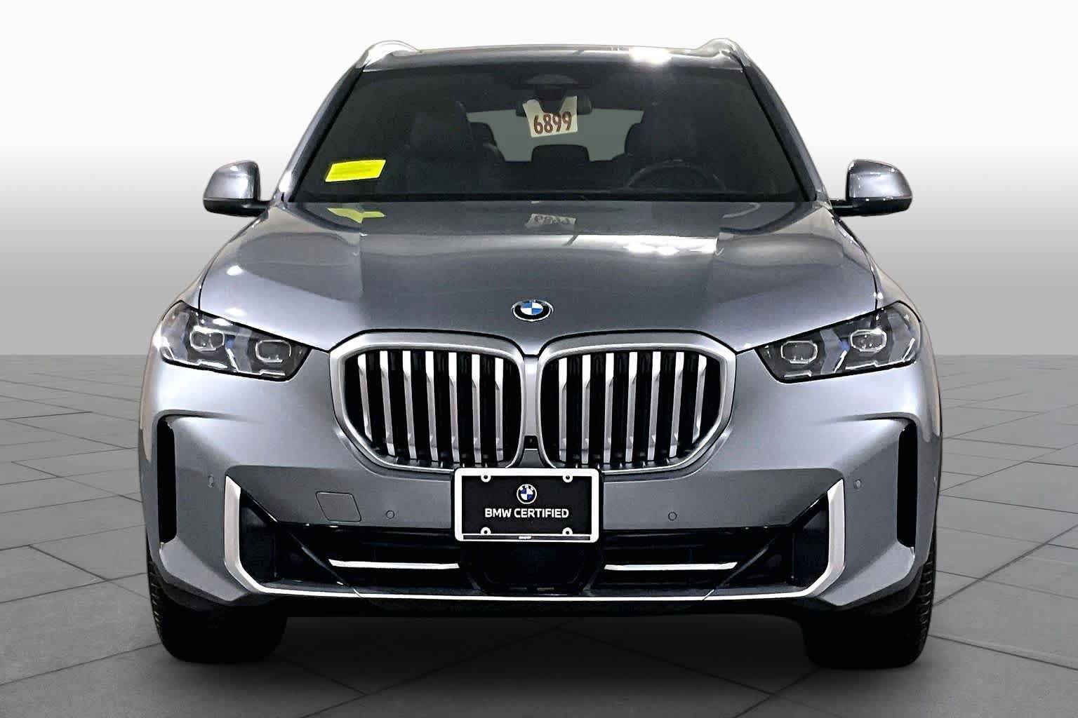 Certified 2026 BMW X5 xDrive40i AWD/4WD image 3