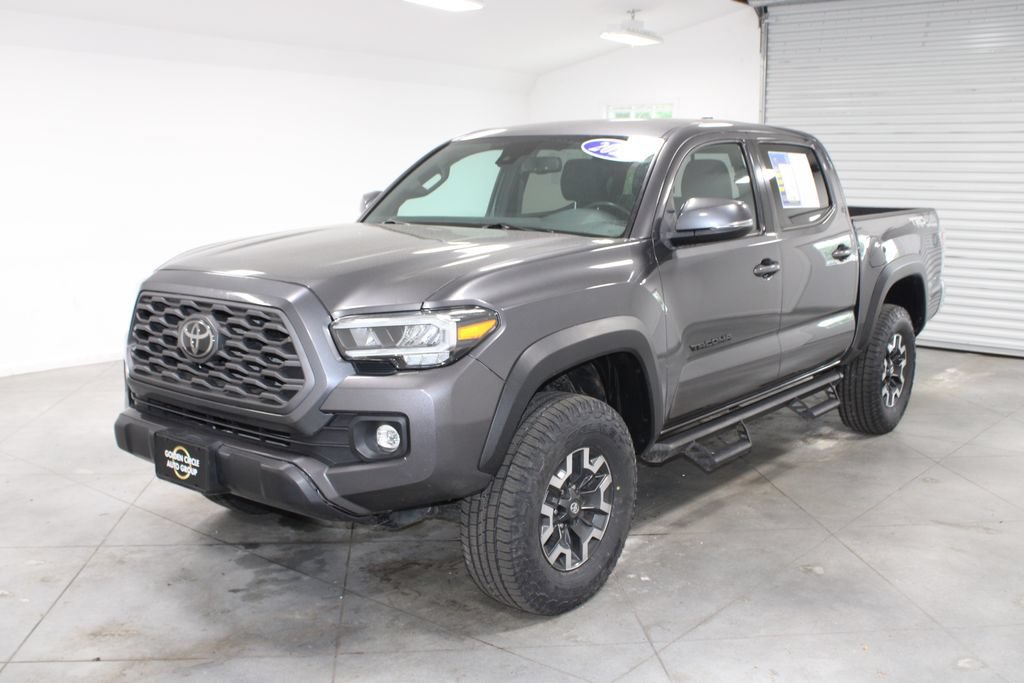 Used 2021 Toyota Tacoma TRD Off-Road AWD/4WD image 4