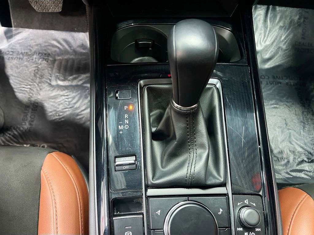 Used 2024 MAZDA CX-30 Carbon image 17