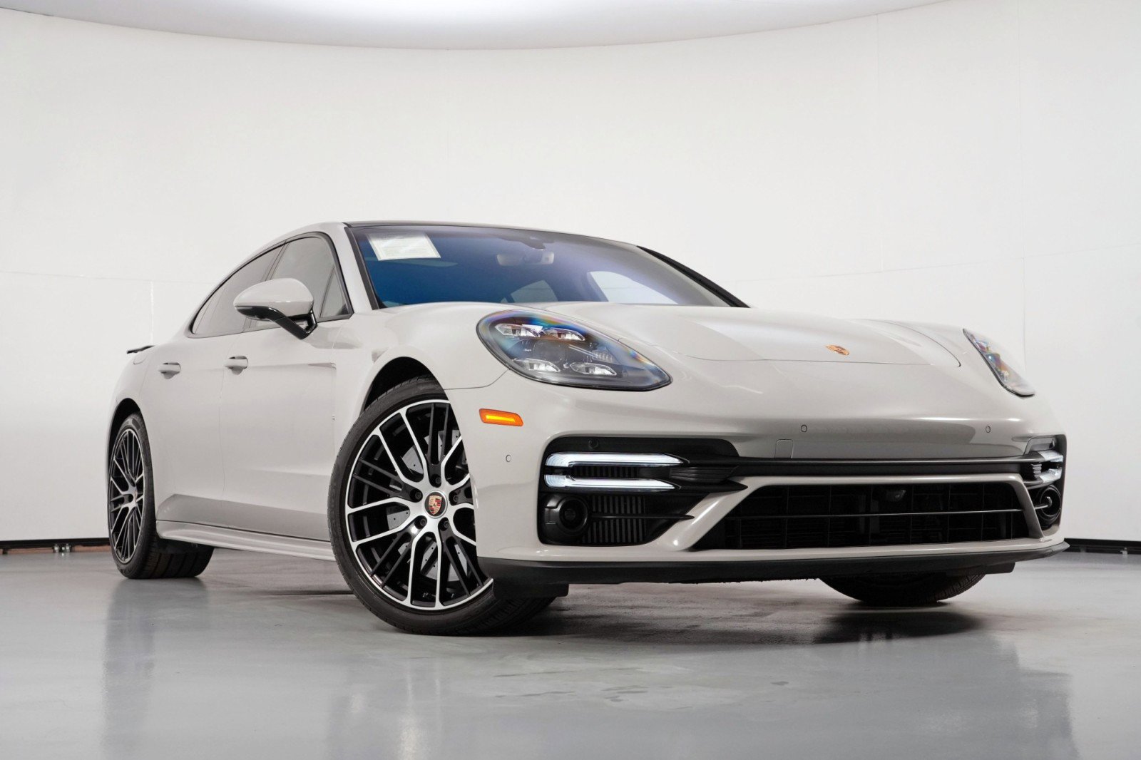 Used 2022 Porsche Panamera Turbo S w/ Premium Package image 62