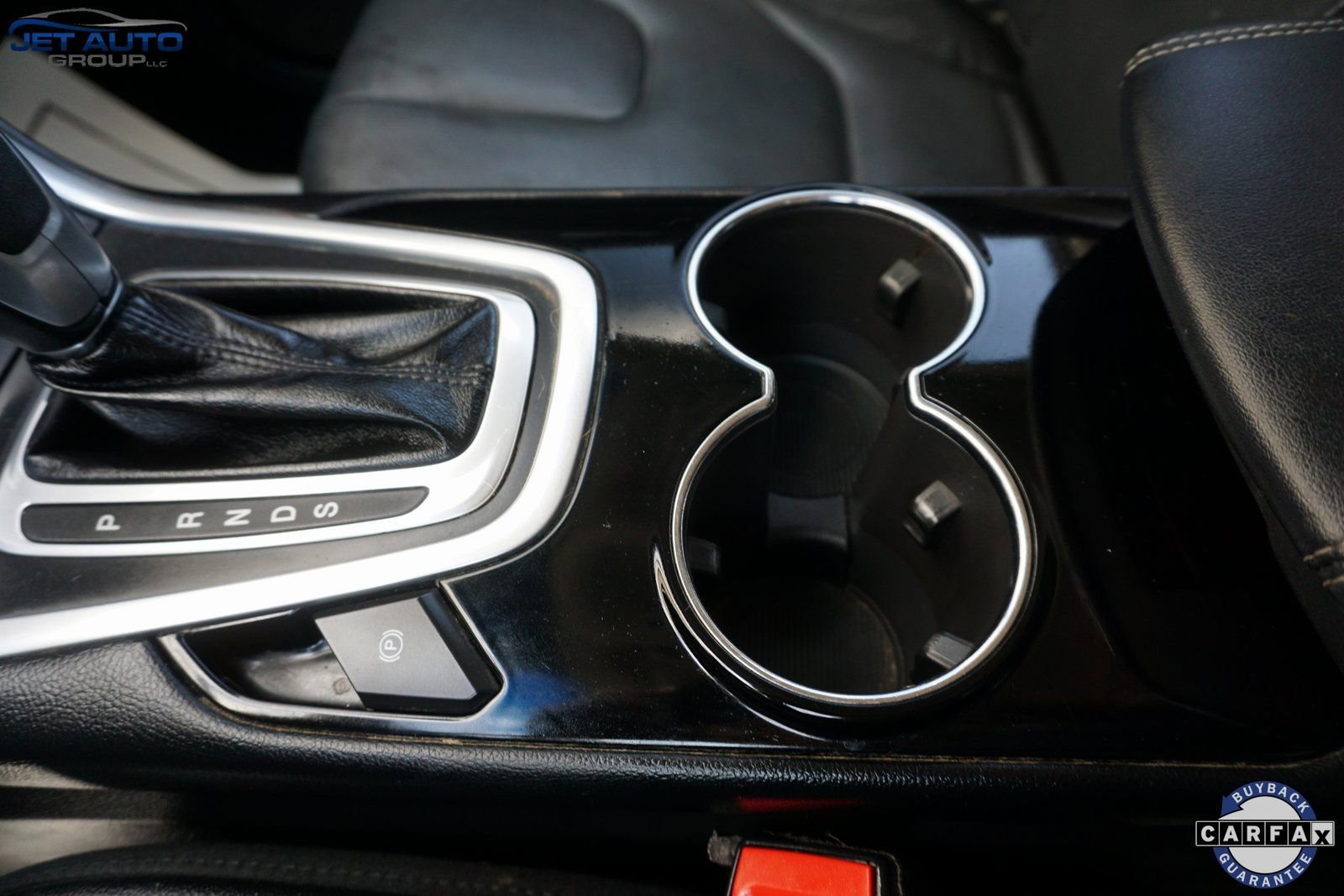 Used 2018 Ford Edge Titanium image 36