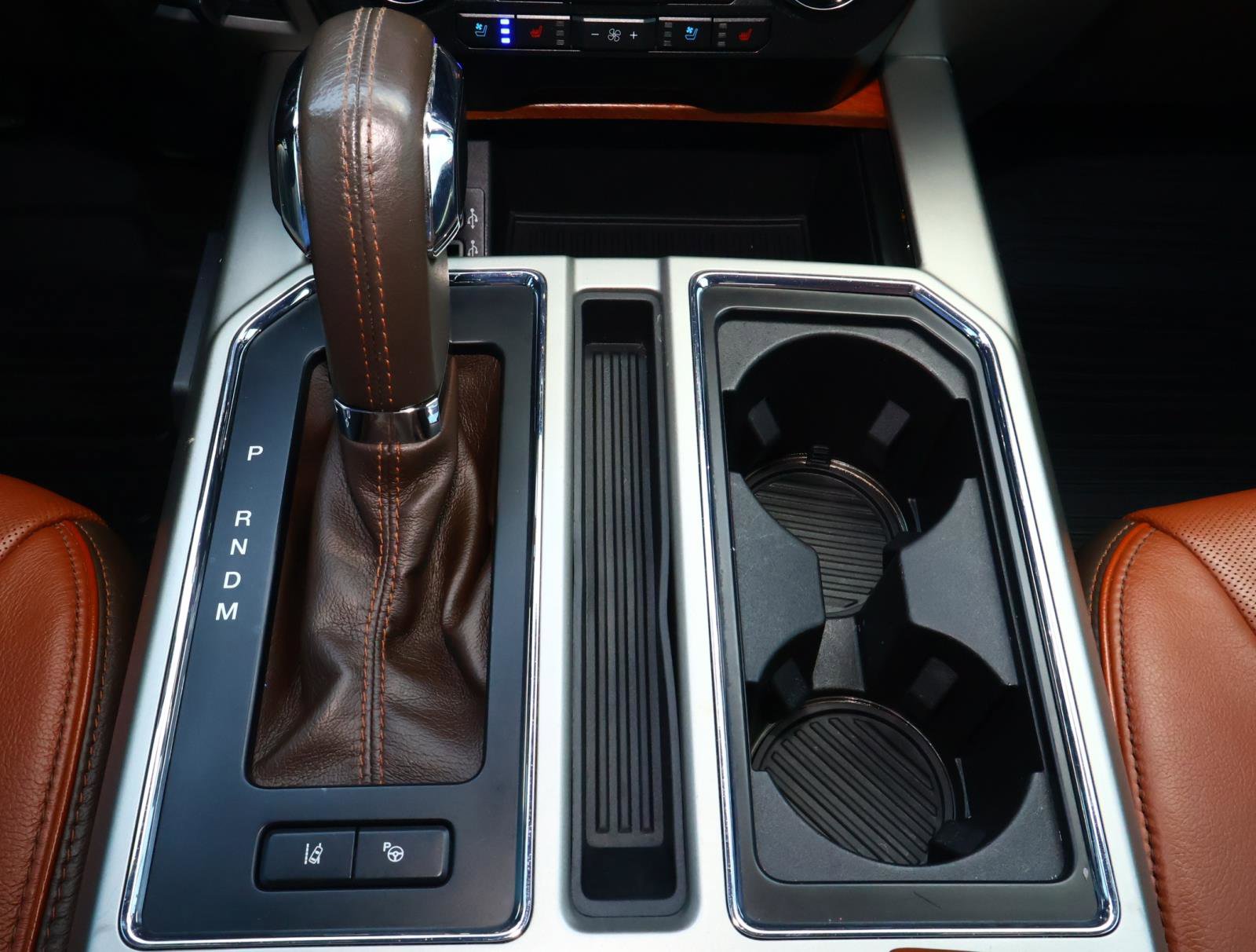 Used 2018 Ford F150 King Ranch w/ Equipment Group 601A Luxury AWD/4WD image 27