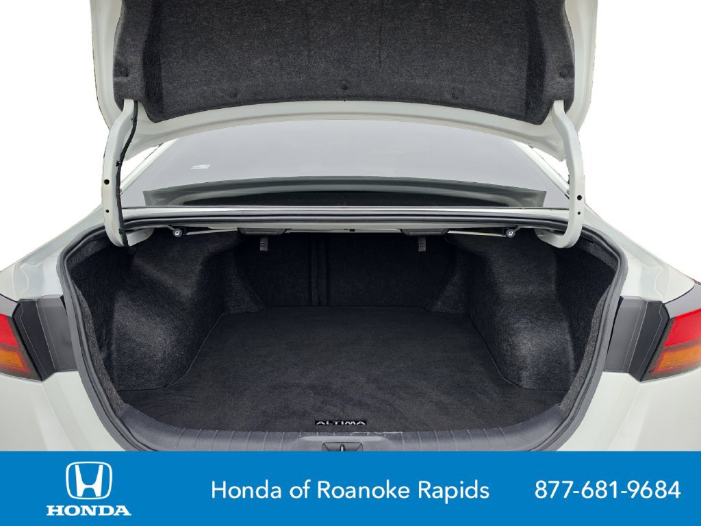 Used 2023 Nissan Altima 2.5 SR FWD image 19