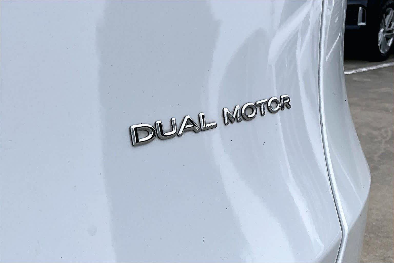 Used 2021 Tesla Model Y Long Range AWD/4WD image 7