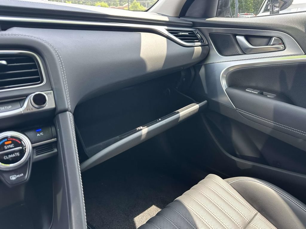Used 2023 Genesis G70 3.3T AWD/4WD image 19