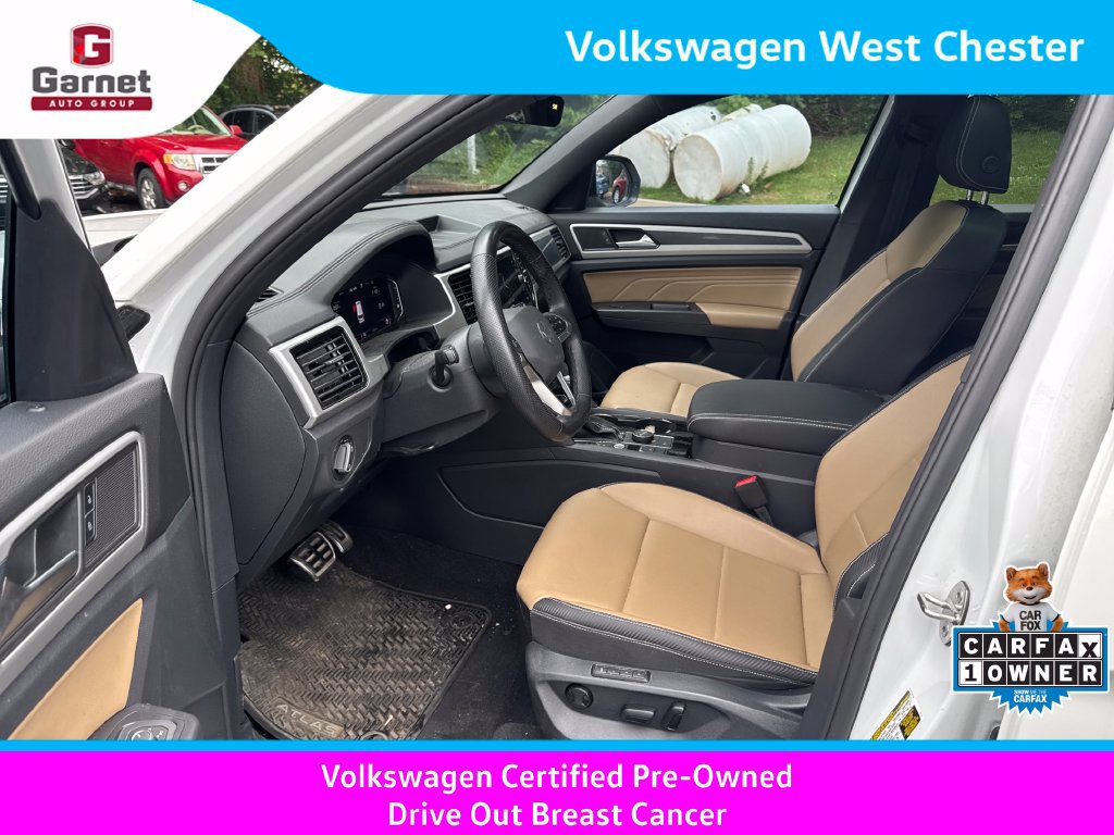 Certified 2023 Volkswagen Atlas Cross Sport SEL R-Line AWD/4WD image 14
