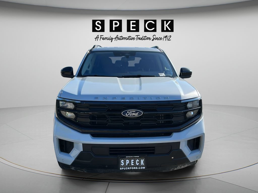 Used 2025 Ford Expedition Active AWD/4WD image 8