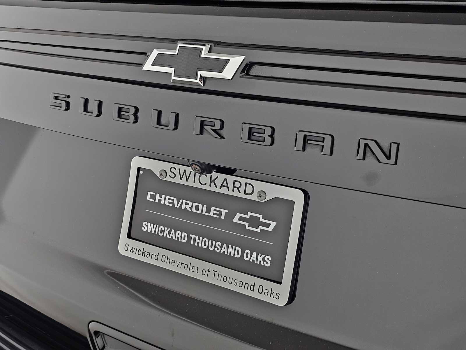 Used 2024 Chevrolet Suburban RST w/ Luxury Package image 14