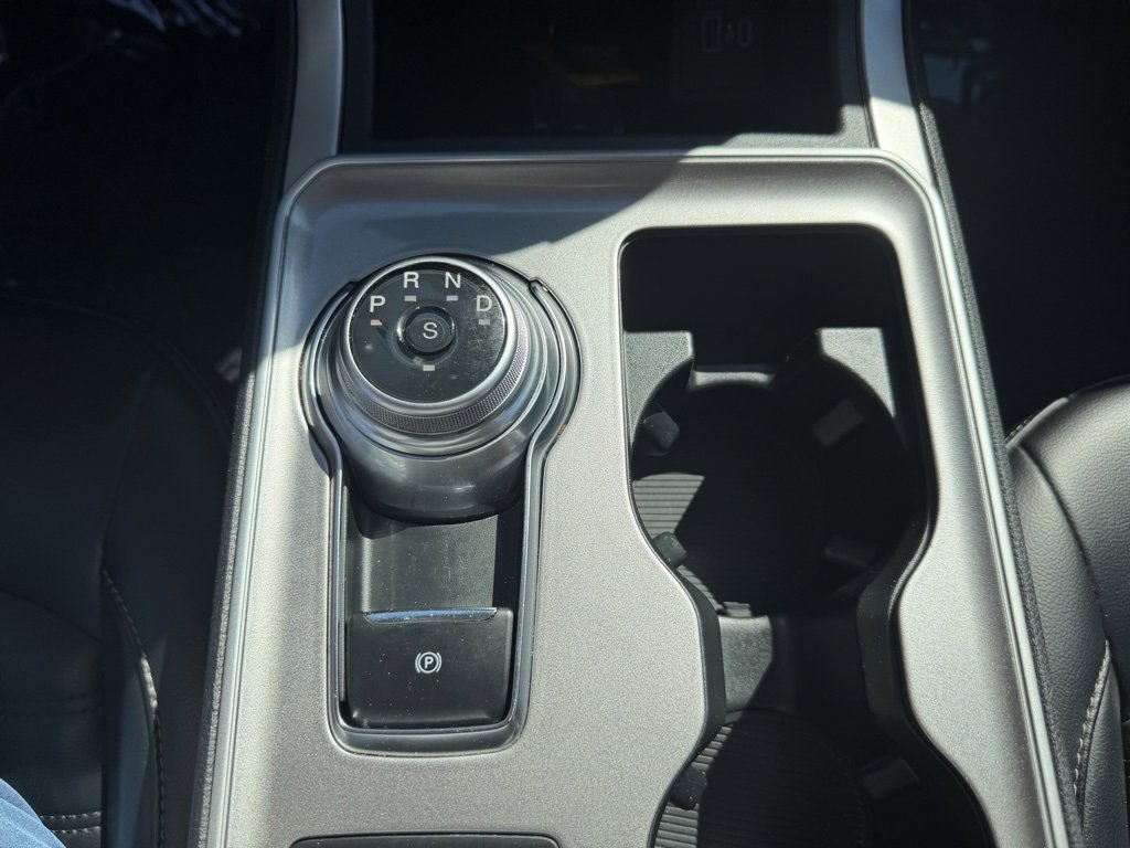 Used 2024 Ford Edge SEL image 27