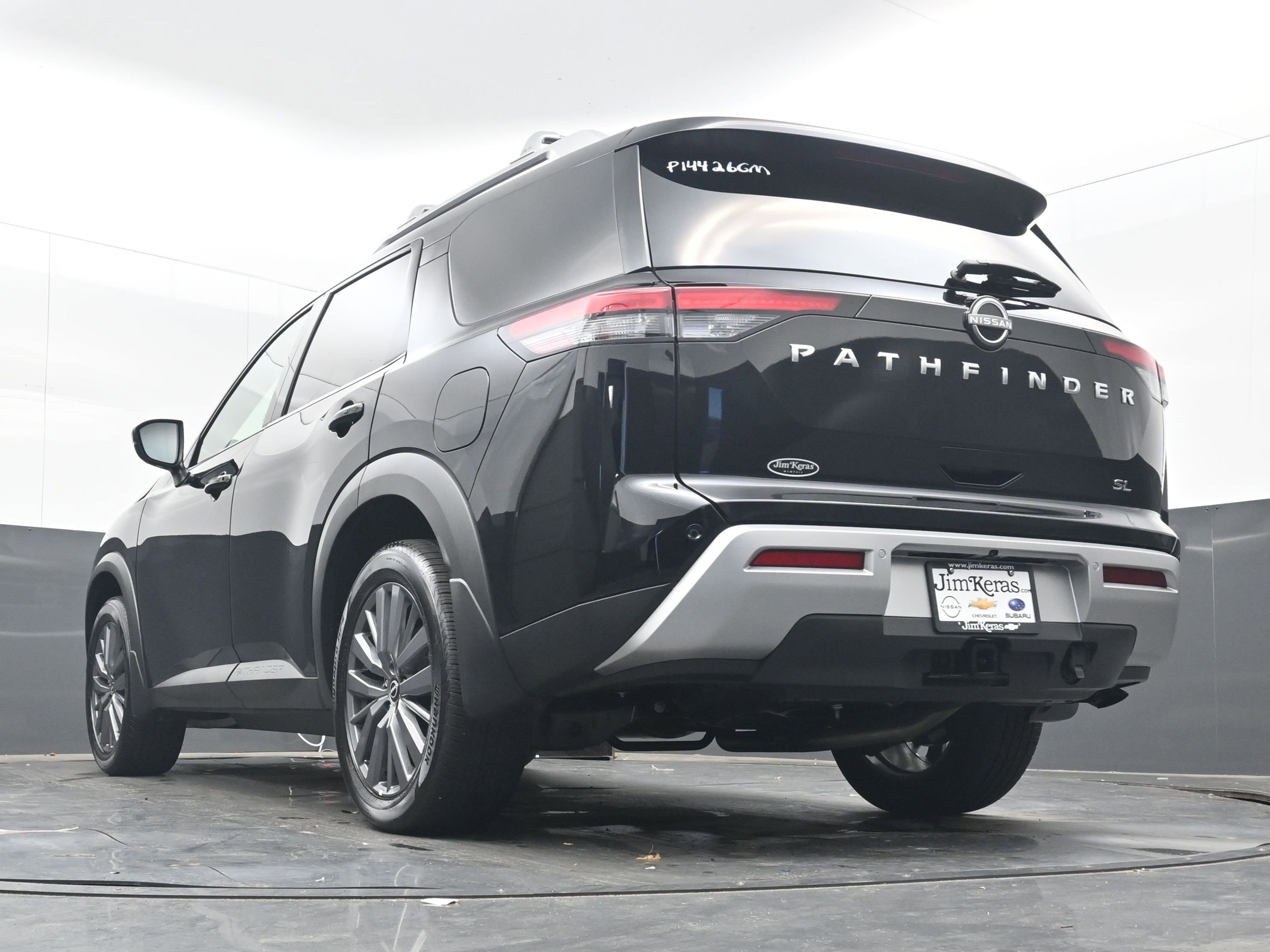 Used 2025 Nissan Pathfinder SL w/ SL Premium Package image 25