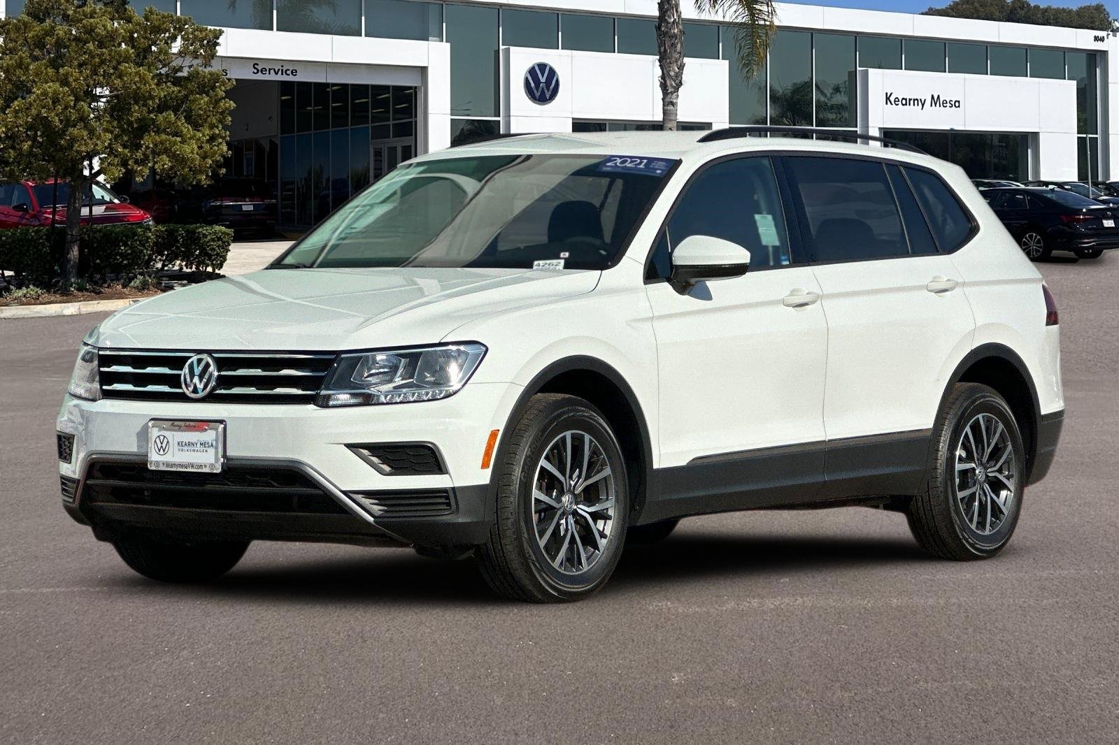 Used 2021 Volkswagen Tiguan S image 8