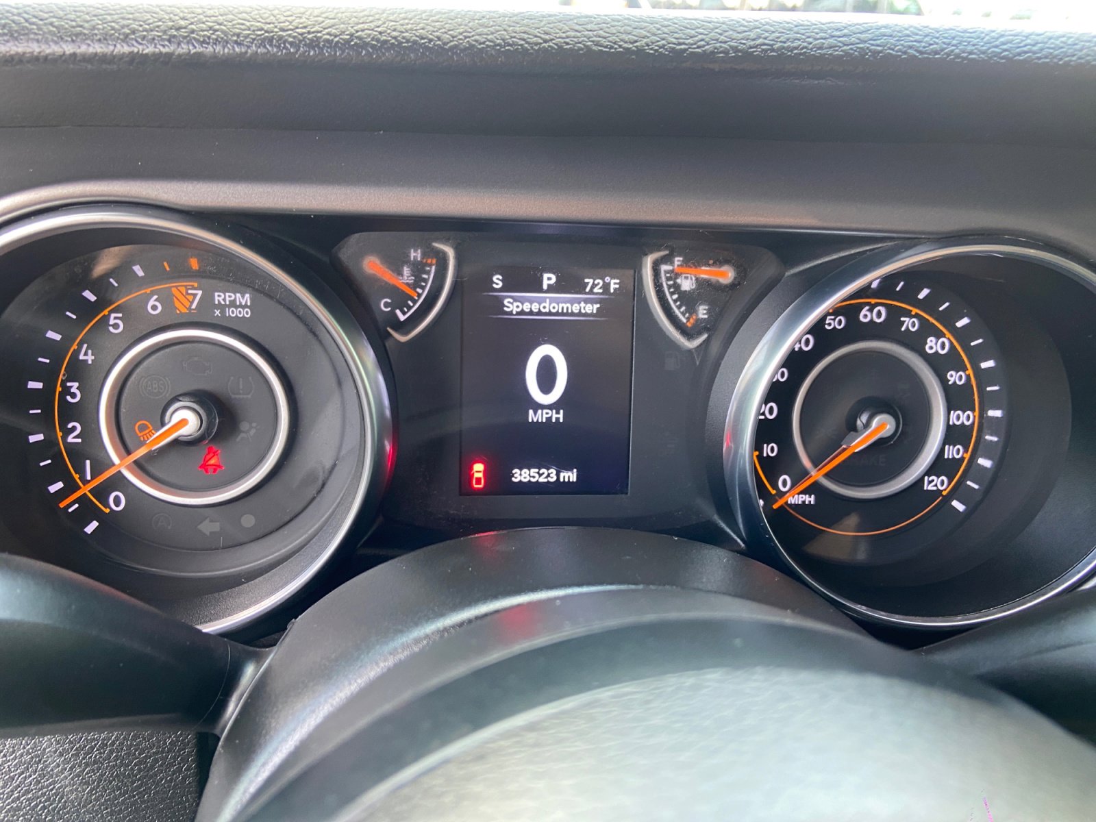 Used 2023 Jeep Gladiator Sport image 10