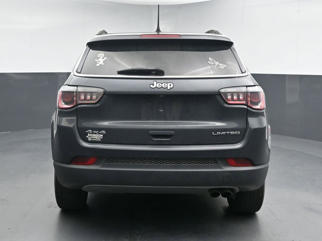 Used 2018 Jeep Compass Limited w/ Navigation Group AWD/4WD image 7