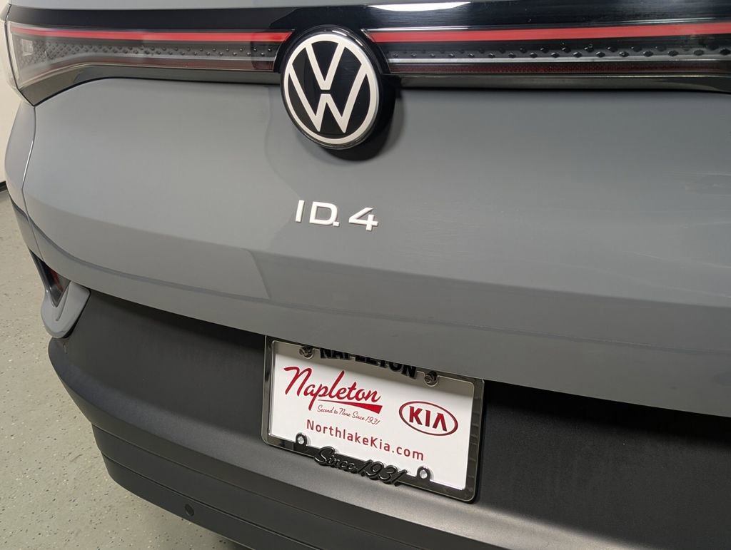 Used 2024 Volkswagen ID.4 S image 8