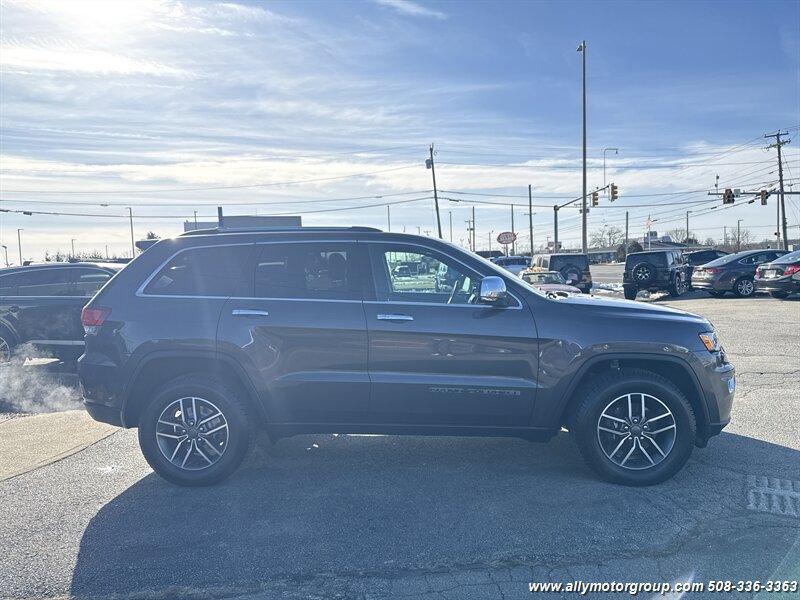 Used 2020 Jeep Grand Cherokee Limited AWD/4WD image 4