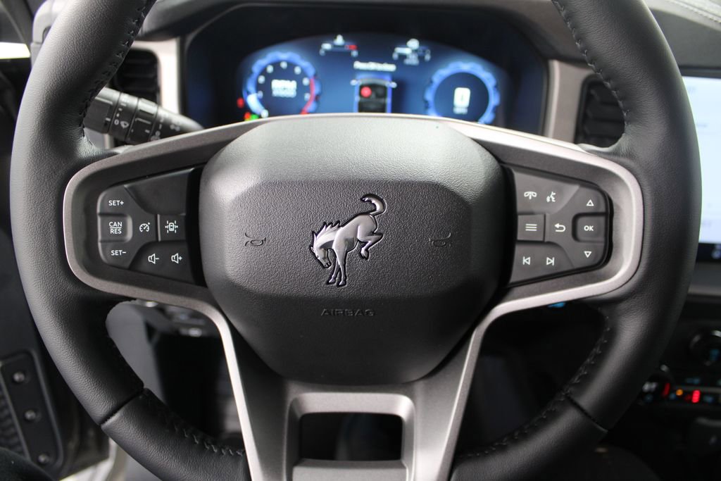 New 2025 Ford Bronco Outer Banks image 35