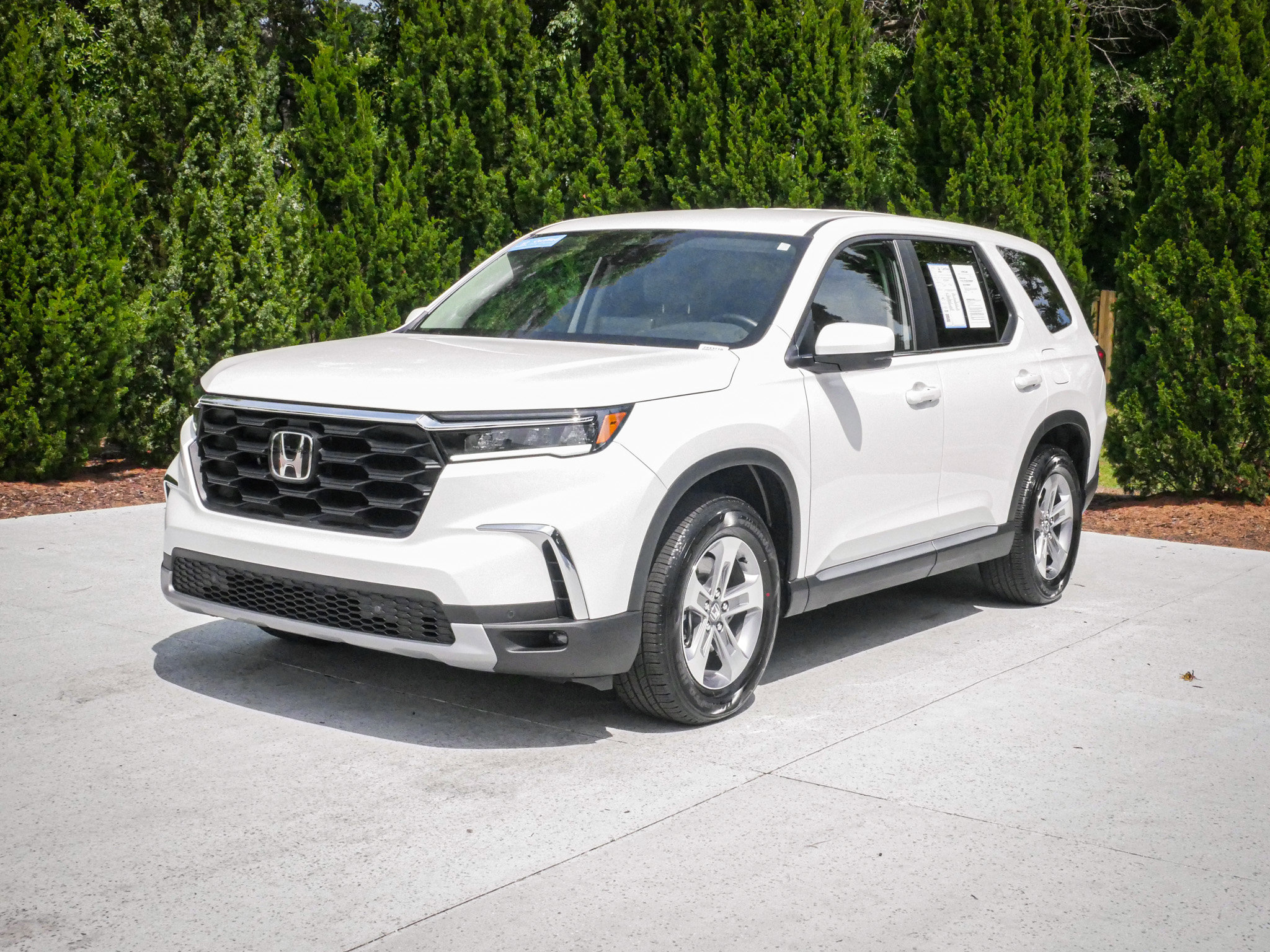 Used 2025 Honda Pilot EX-L image 5