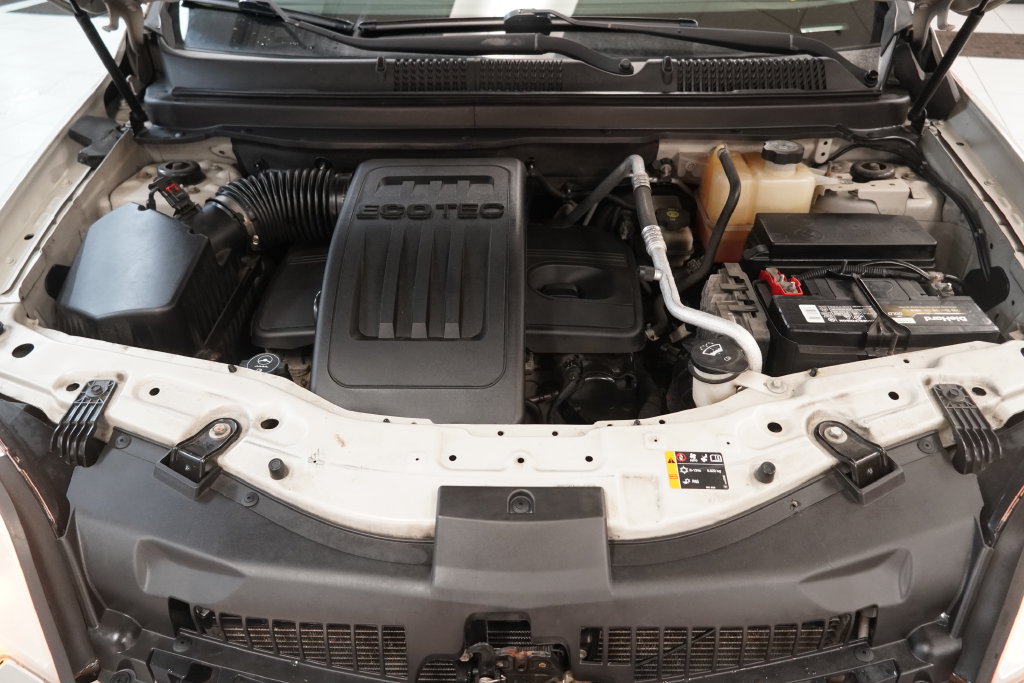 Used 2014 Chevrolet Captiva Sport LTZ FWD image 40