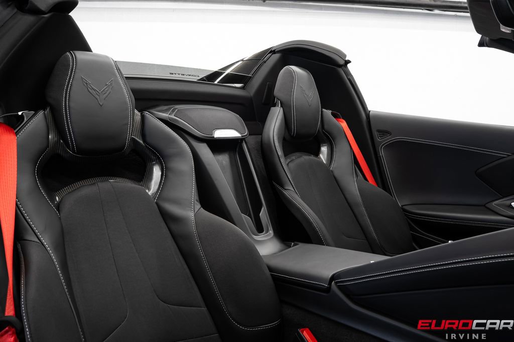 Used 2024 Chevrolet Corvette Stingray Convertible w/ 1LT image 34