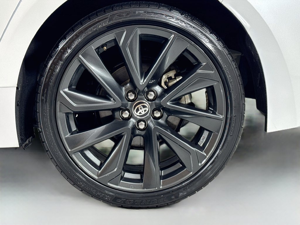 Used 2024 Toyota Corolla XSE FWD image 9