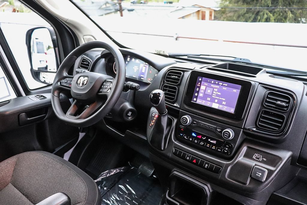 Used 2025 RAM ProMaster 2500 FWD image 14