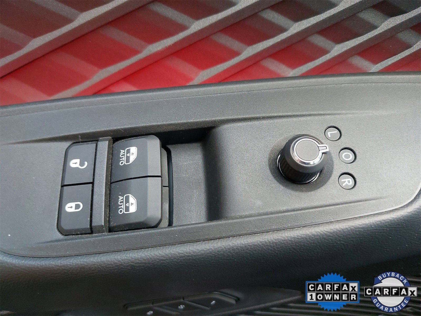 Used 2024 Dodge Charger R/T w/ Plus Group image 32