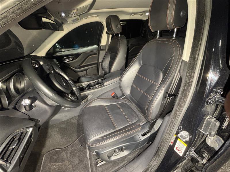 Used 2017 Jaguar F-PACE Prestige image 9