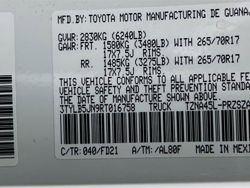 Certified 2024 Toyota Tacoma TRD Off-Road image 28