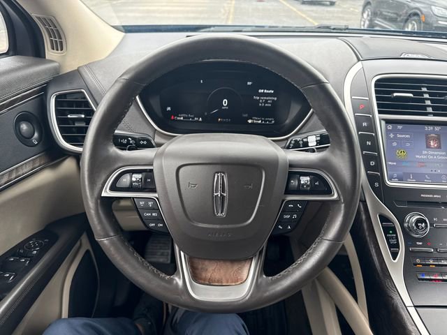 Used 2020 Lincoln Nautilus Reserve AWD/4WD image 19