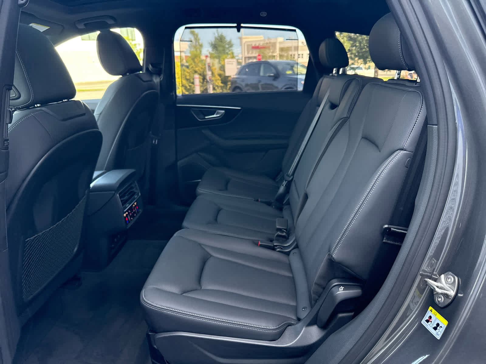 New 2025 Audi Q7 3.0T Premium Plus image 28