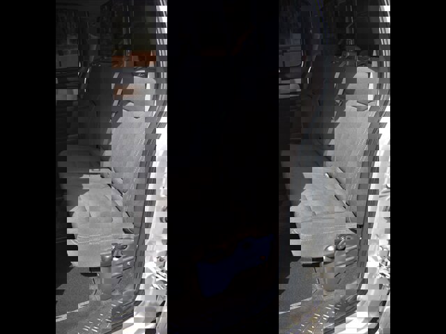 Used 2011 Ford F150 Raptor AWD/4WD image 22