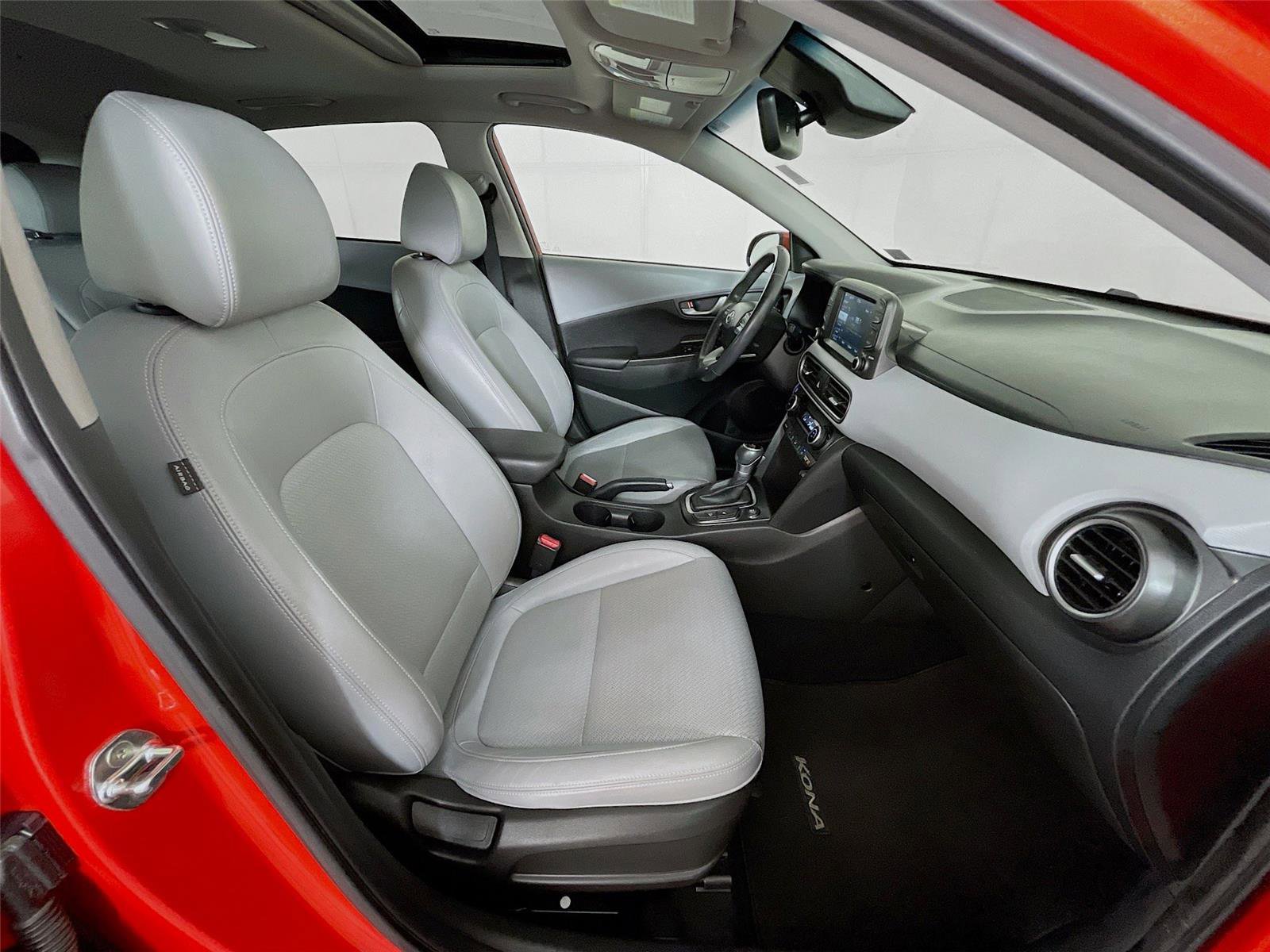 Used 2019 Hyundai Kona Limited AWD/4WD image 30