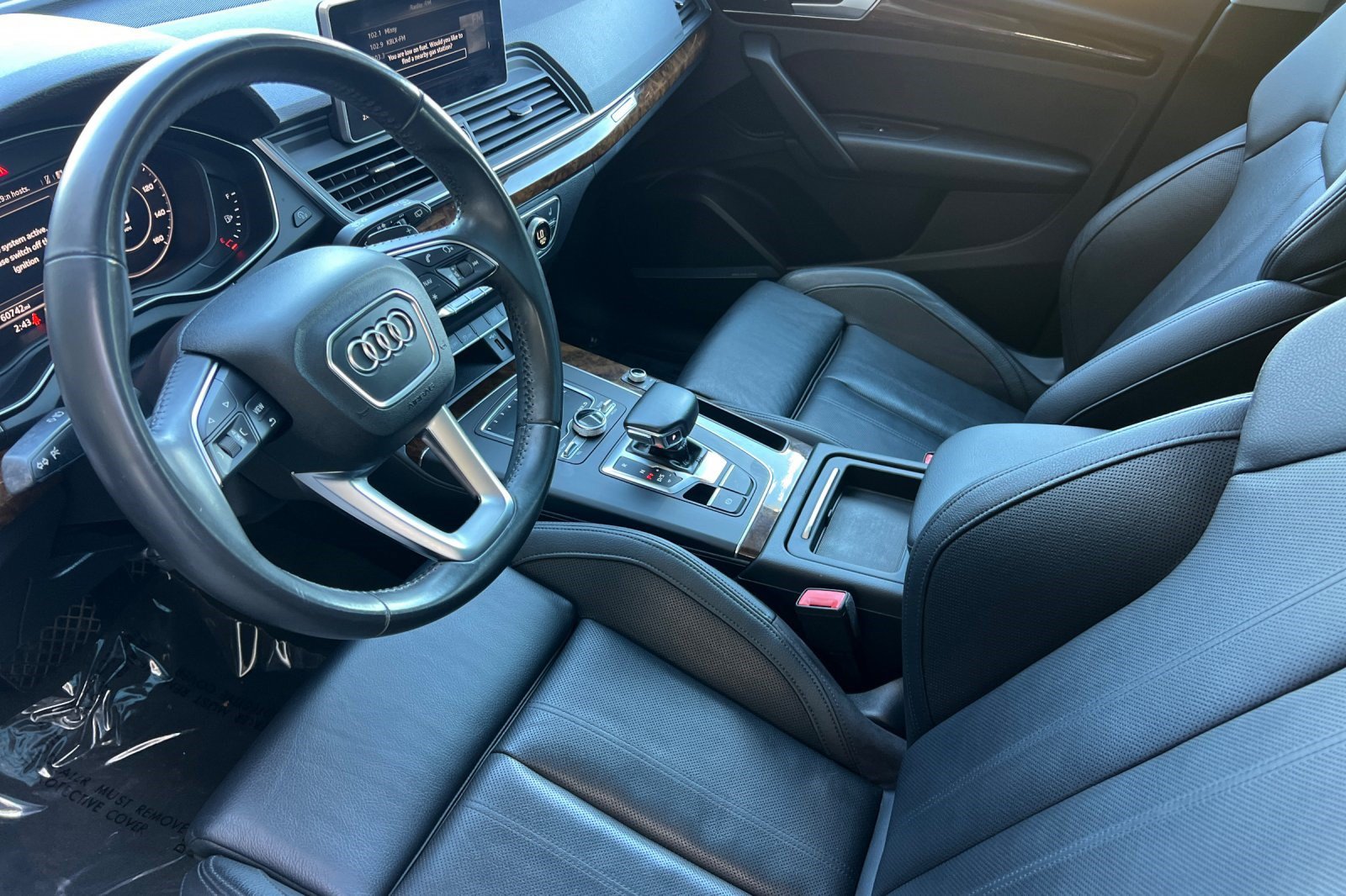 Used 2018 Audi Q5 2.0T Premium Plus w/ Premium Plus Package AWD/4WD image 4
