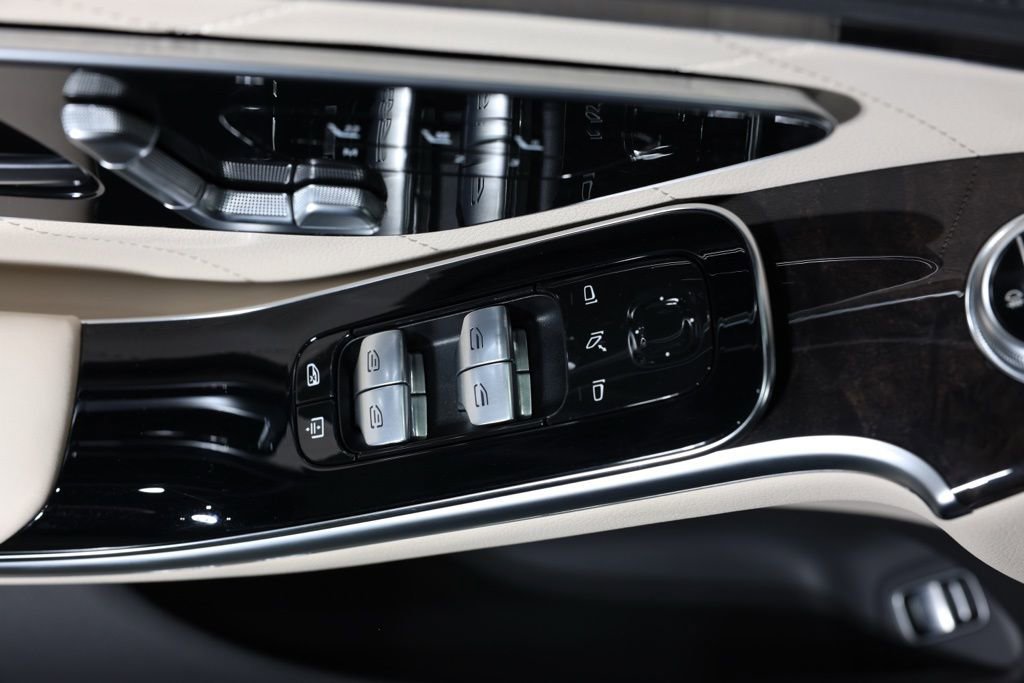 Used 2022 Mercedes-Benz S 580 4MATIC Sedan image 40