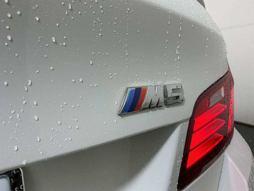 Used 2014 BMW M5 RWD image 30