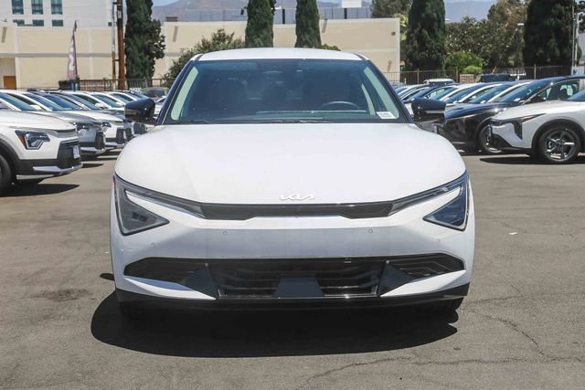 New 2026 Kia EV6 Wind RWD image 3