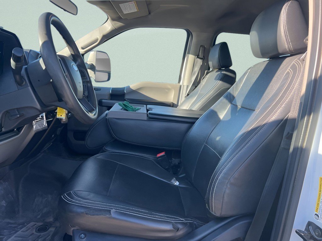 Certified 2022 Ford F350 XLT w/ XLT Value Package image 23