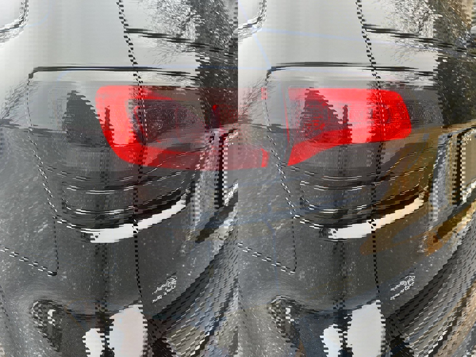 Used 2018 Jeep Grand Cherokee SRT image 98