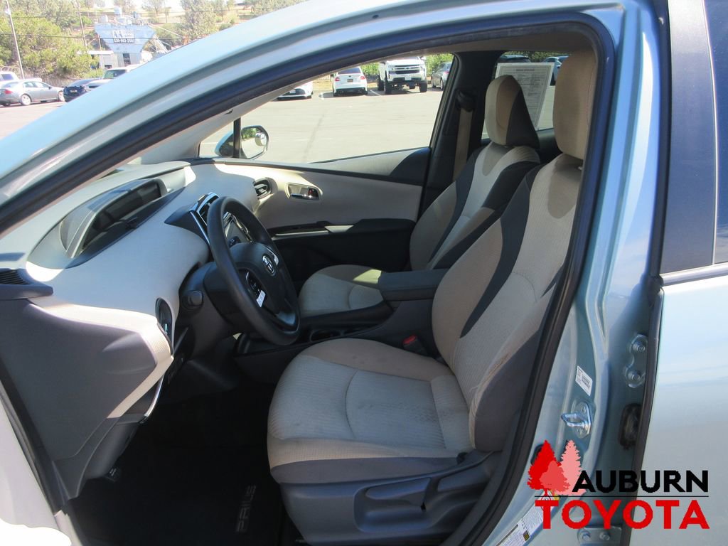 Used 2016 Toyota Prius Two image 27