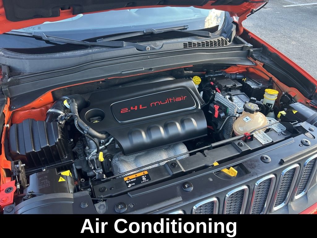 Used 2017 Jeep Renegade Latitude w/ Safety & Security Group image 17